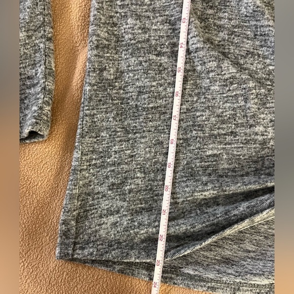 Dynamite gray long sleeves top - Picture 7 of 7